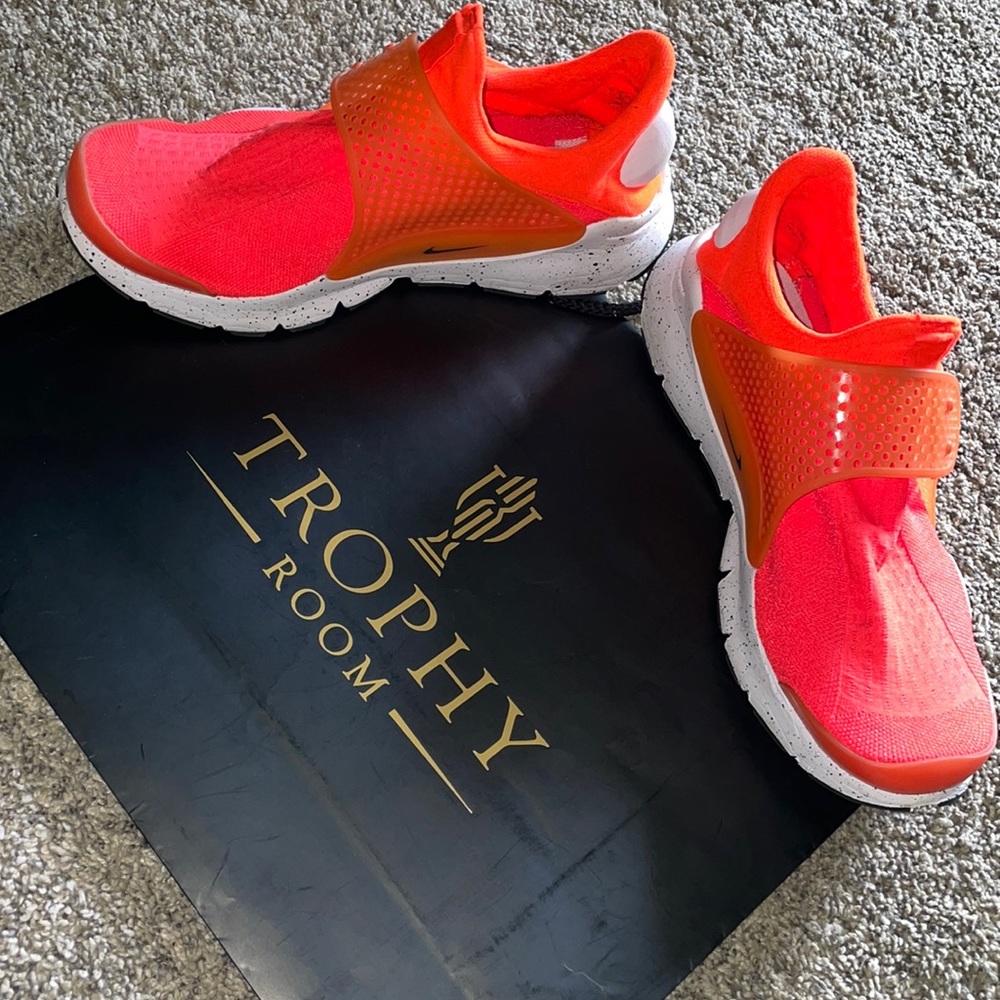 Nike Sock Dart shoes